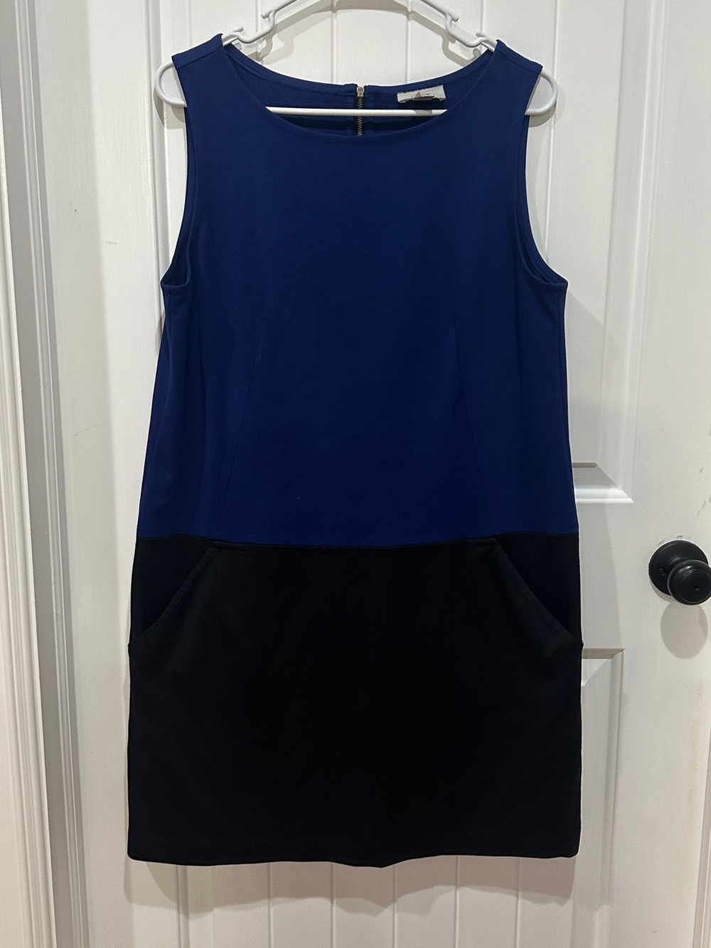 LOFT Navy and Black Two-Tone Sleeveless Shift Dress